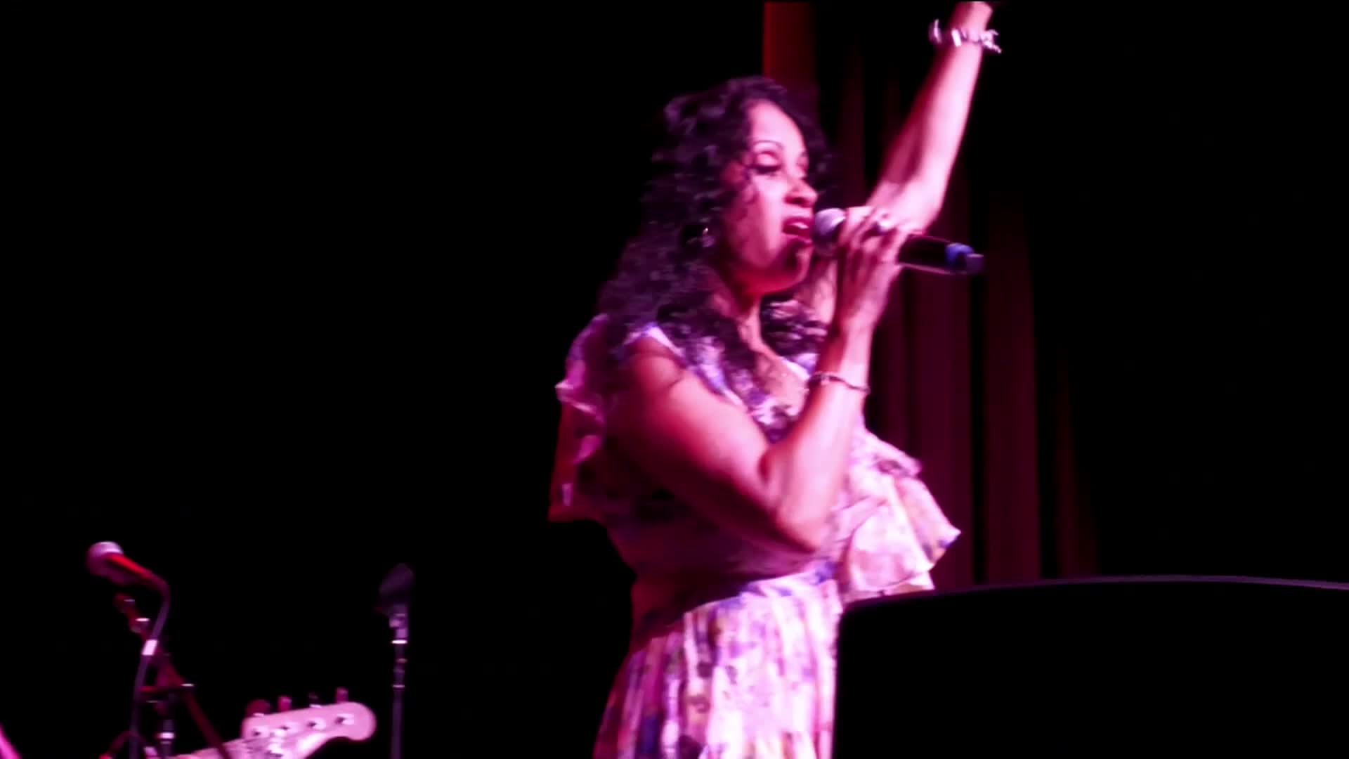 Summer Concerts Gloria Estefan with "Gloria's Miami Nights" Tribute!